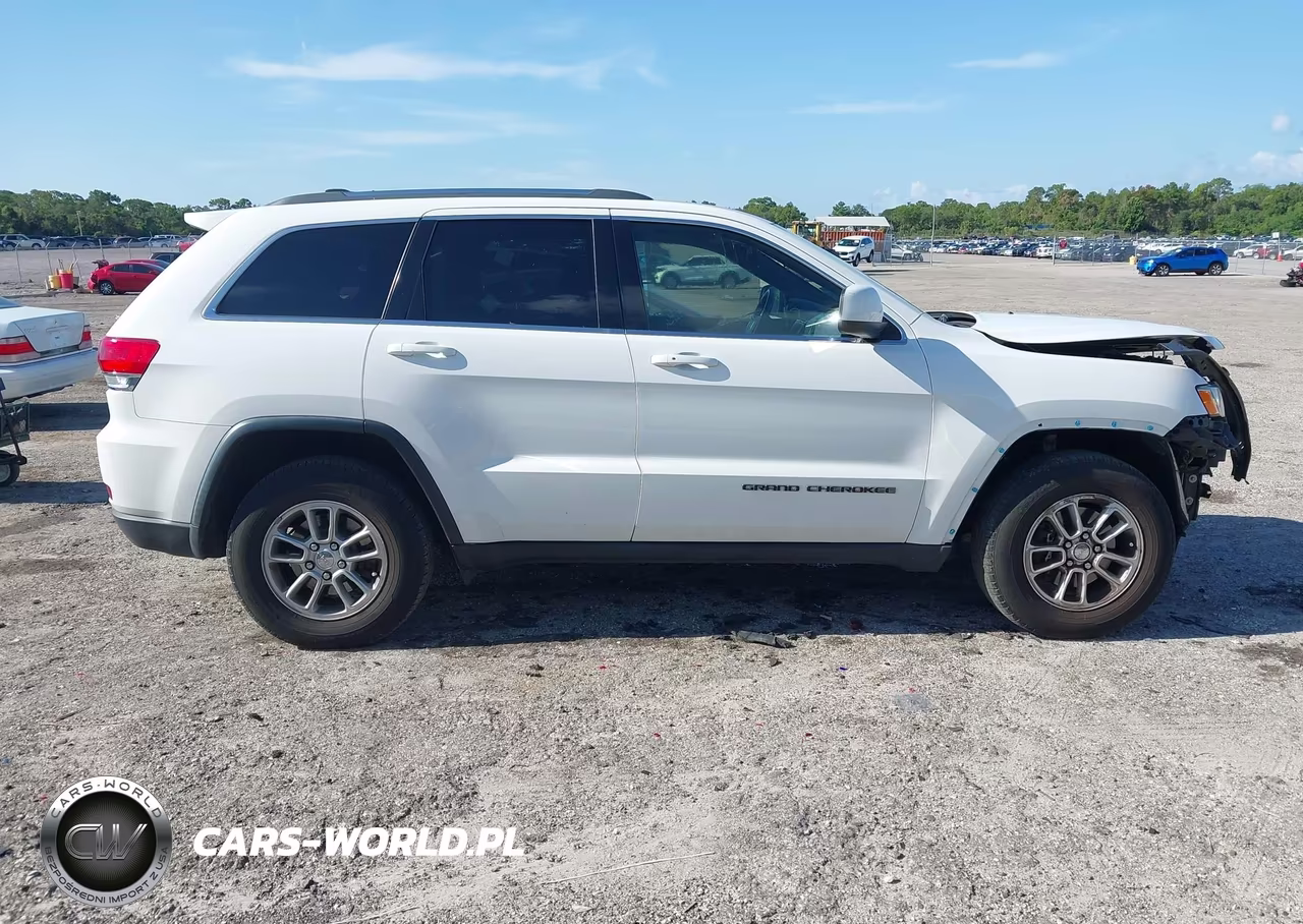 2019 Jeep Grand Cherokee Laredo E 4X4 VIN:1C4RJFAG6KC579774 - 13