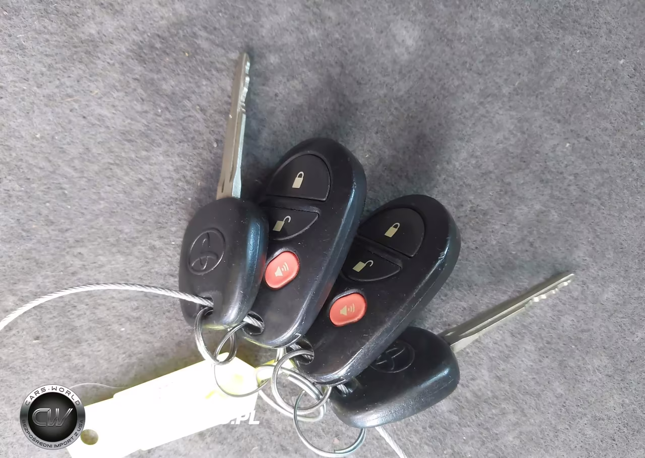 2004 Toyota Sienna Le VIN:5TDZA23C94S215725 - 11