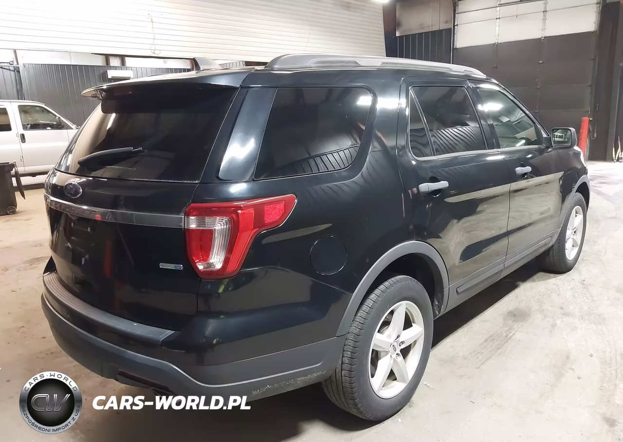 2018 Ford Explorer VIN:1FM5K8BH1JGC45377 - 4
