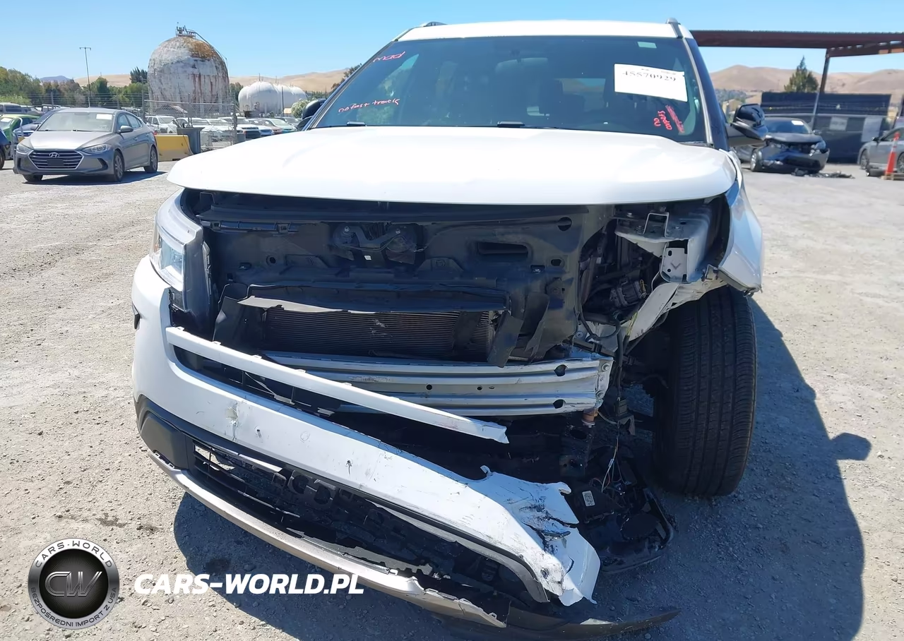 2018 Ford Explorer Xlt VIN:1FM5K7D8XJGA89055 - 13