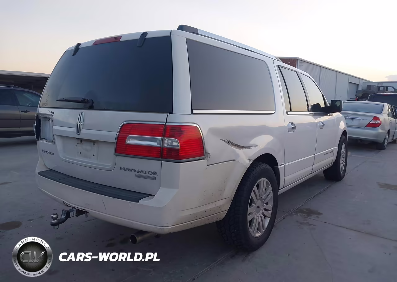 2011 Lincoln Navigator L VIN:5LMJJ3J57BEJ07462 - 4