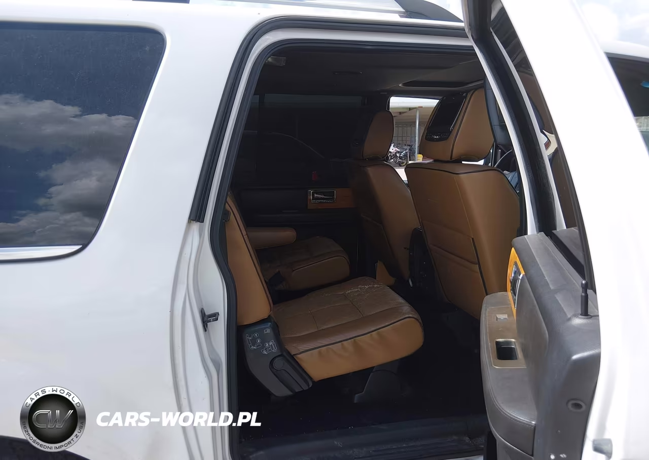 2011 Lincoln Navigator L VIN:5LMJJ3J57BEJ07462 - 8