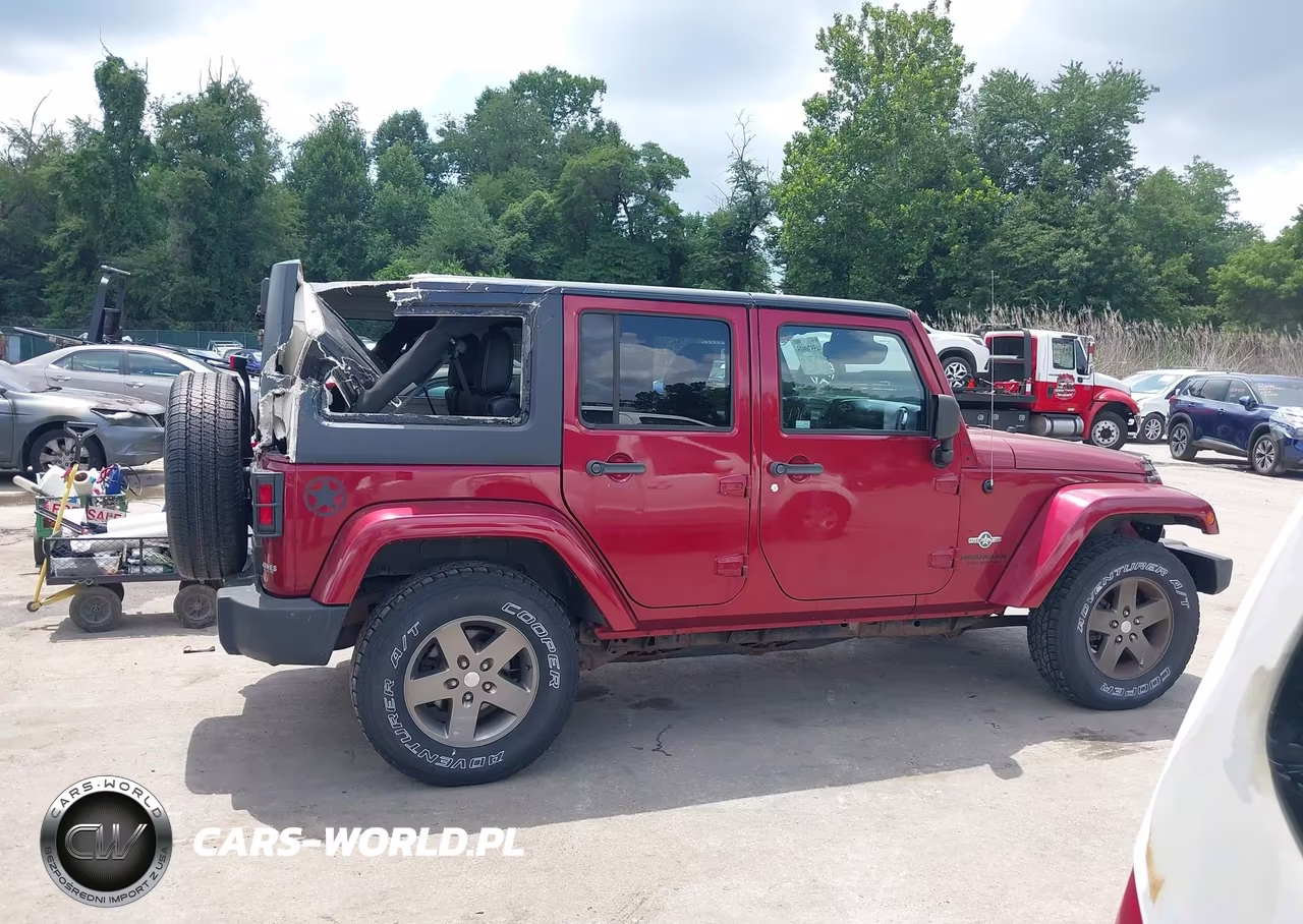 2013 Jeep Wrangler Unlimited Freedom Edition VIN:1C4BJWDGXDL588588 - 13
