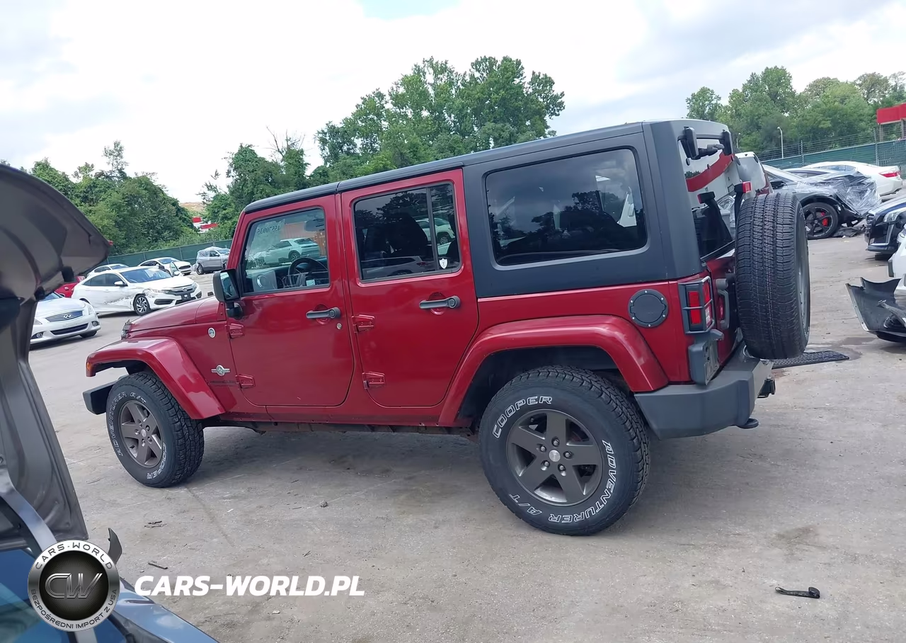 2013 Jeep Wrangler Unlimited Freedom Edition VIN:1C4BJWDGXDL588588 - 14