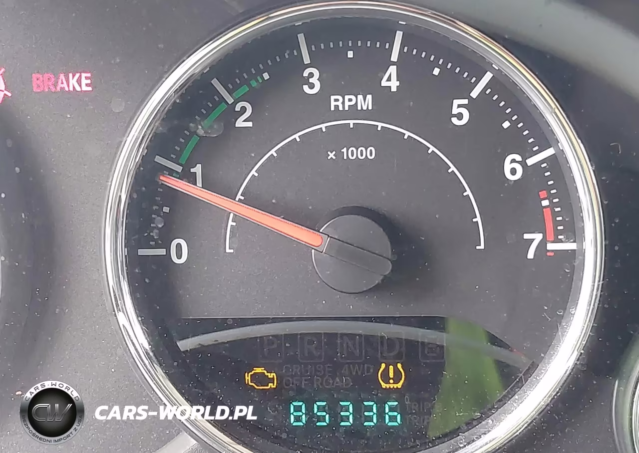 2013 Jeep Wrangler Unlimited Freedom Edition VIN:1C4BJWDGXDL588588 - 15