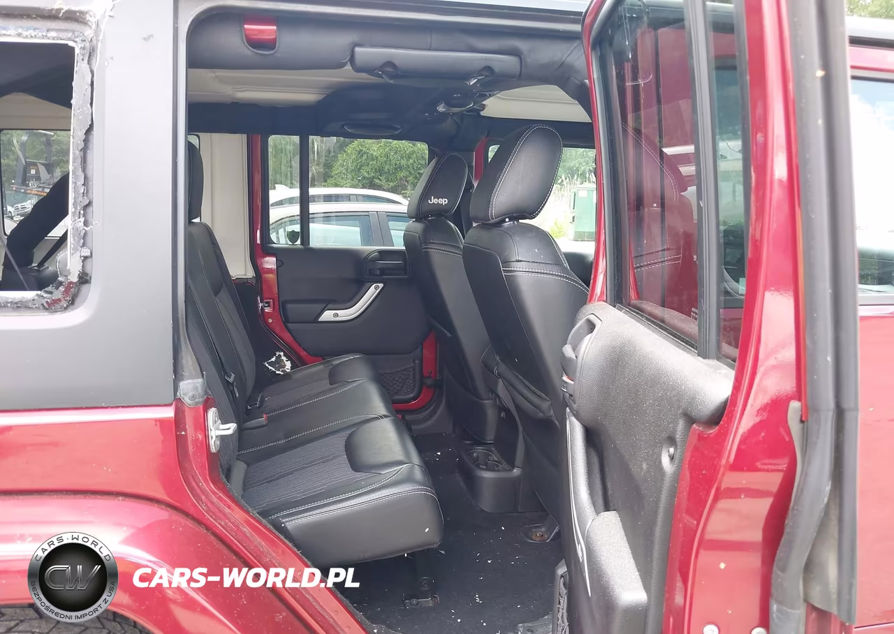 2013 Jeep Wrangler Unlimited Freedom Edition VIN:1C4BJWDGXDL588588 - 8