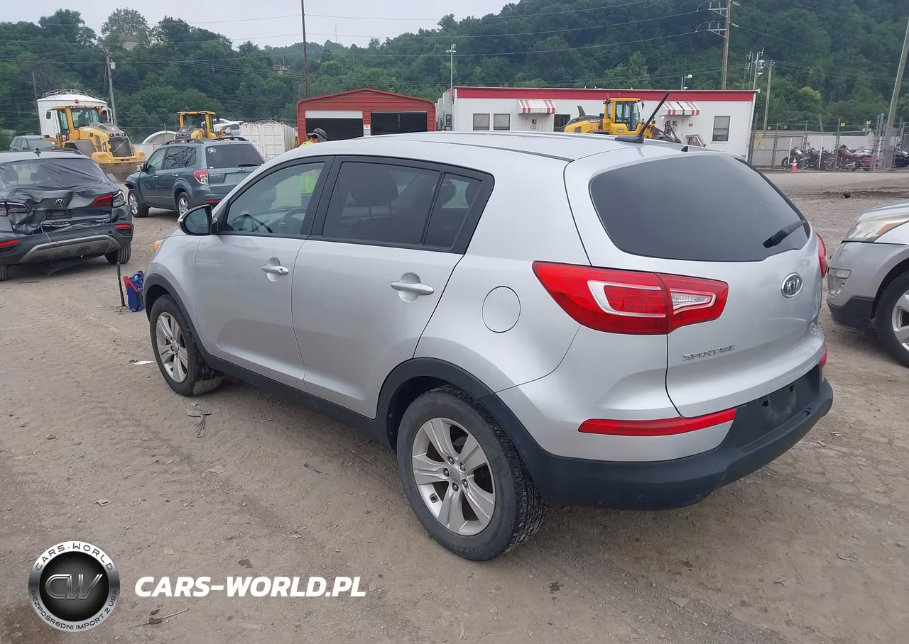 2012 Kia Sportage Lx VIN:KNDPB3A2XC7312851 - 3