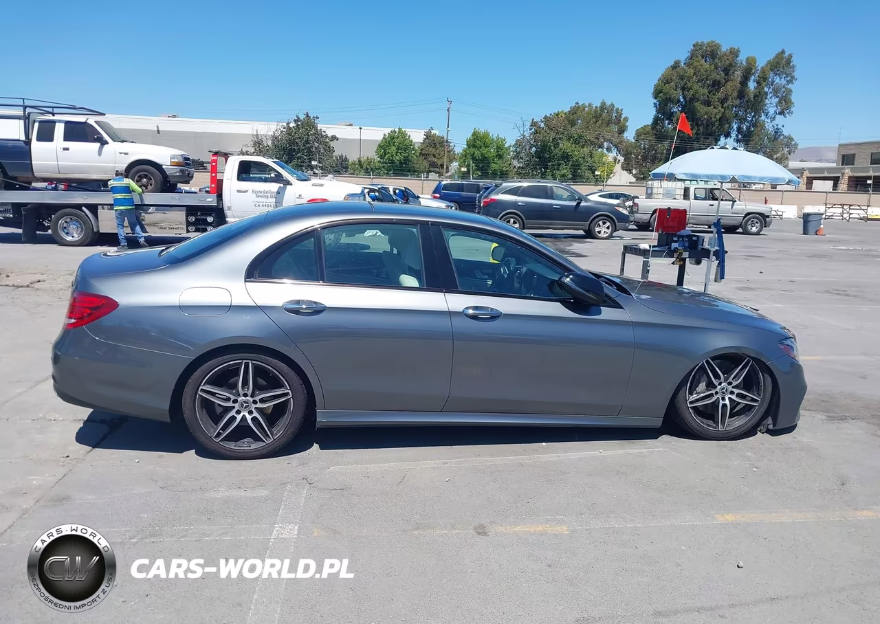 2019 Mercedes-Benz E 300 VIN:WDDZF4JB5KA529735 - 13