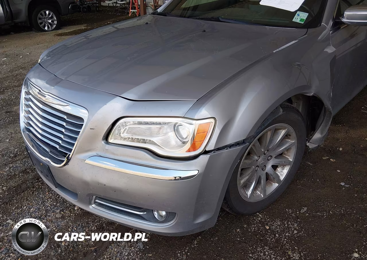 2011 Chrysler 300 Limited VIN:2C3CA5CG8BH546239 - 11