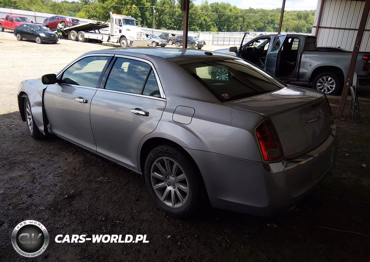 2011 Chrysler 300 Limited VIN:2C3CA5CG8BH546239 - 3