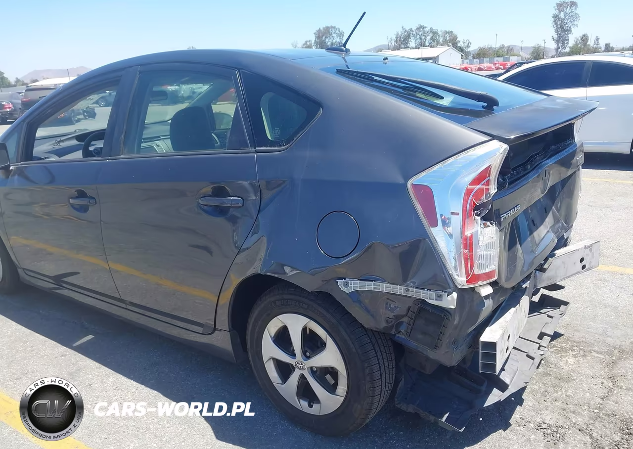 2015 Toyota Prius Three VIN:JTDKN3DUXF0398965 - 12