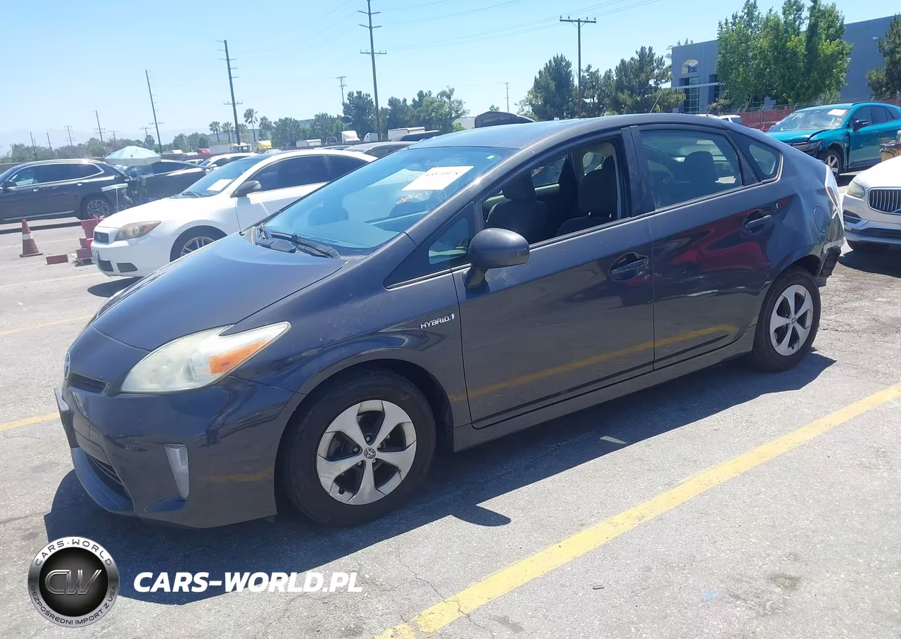 2015 Toyota Prius Three VIN:JTDKN3DUXF0398965 - 2