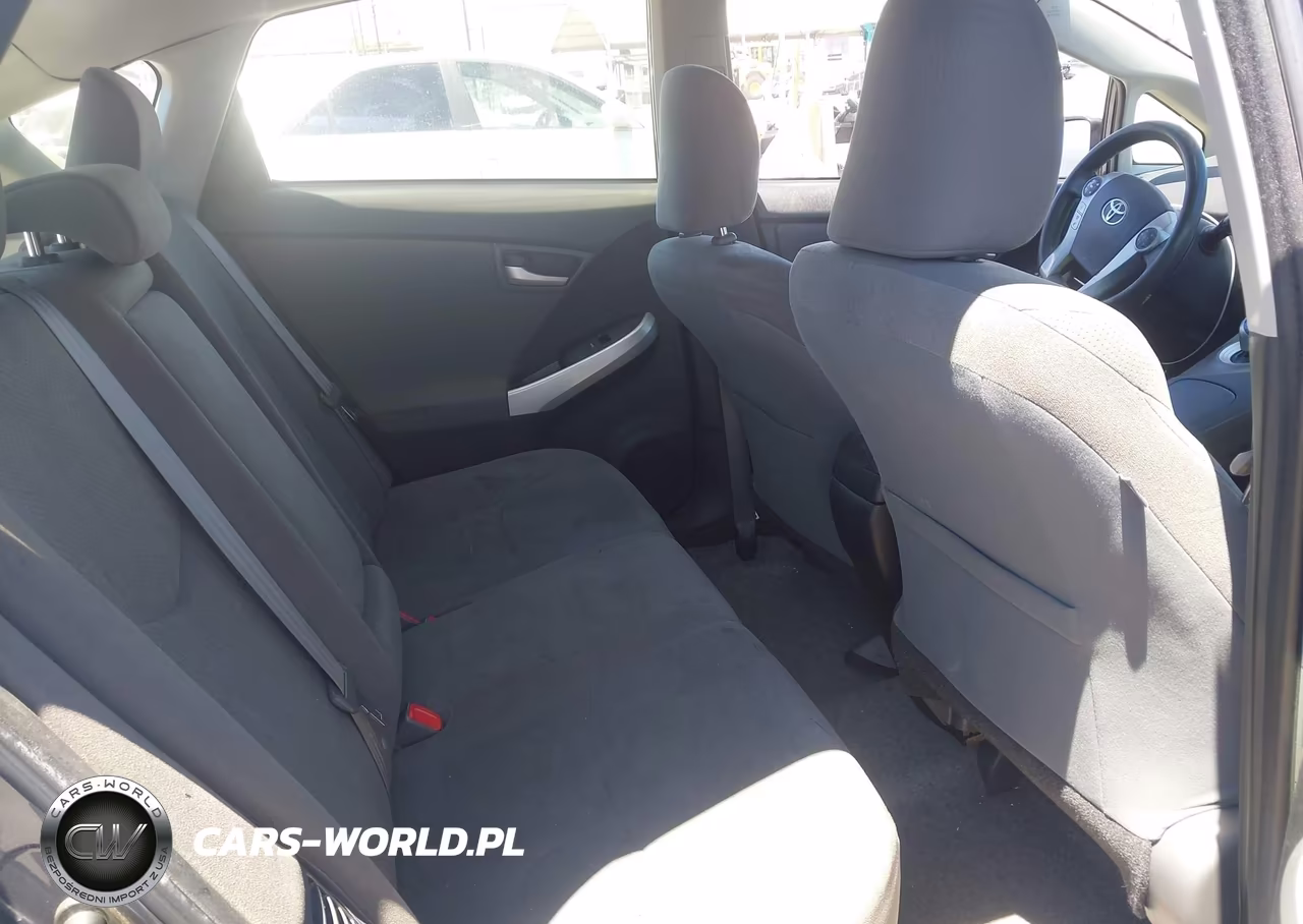 2015 Toyota Prius Three VIN:JTDKN3DUXF0398965 - 8