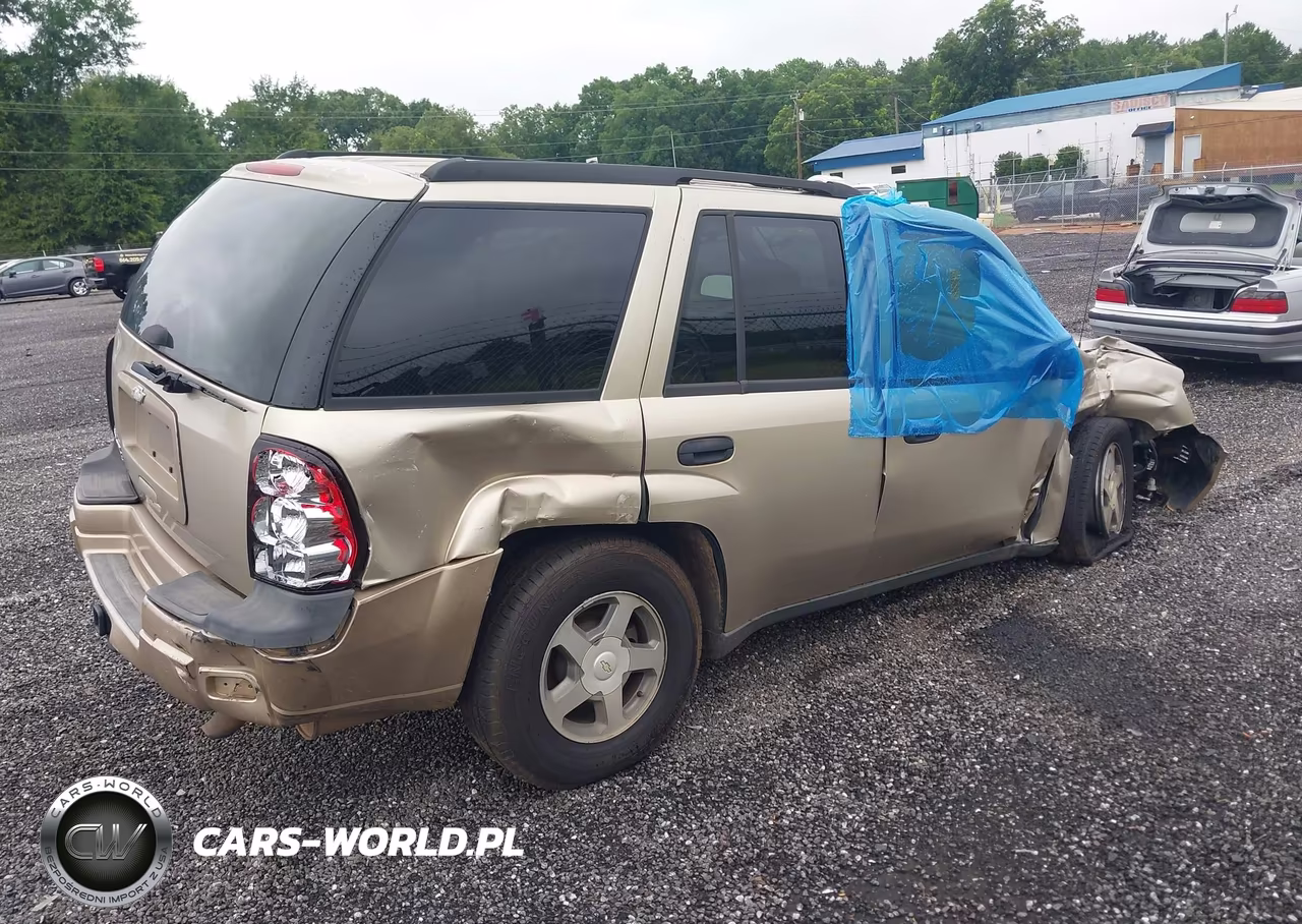 2005 Chevrolet Trailblazer Ls VIN:1GNDS13S552183901 - 4