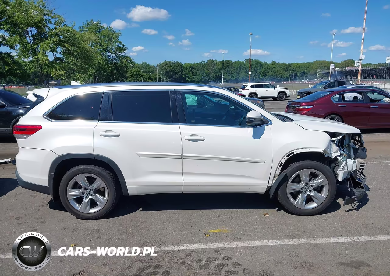 2019 Toyota Highlander Limited VIN:5TDDZRFH5KS720516 - 14