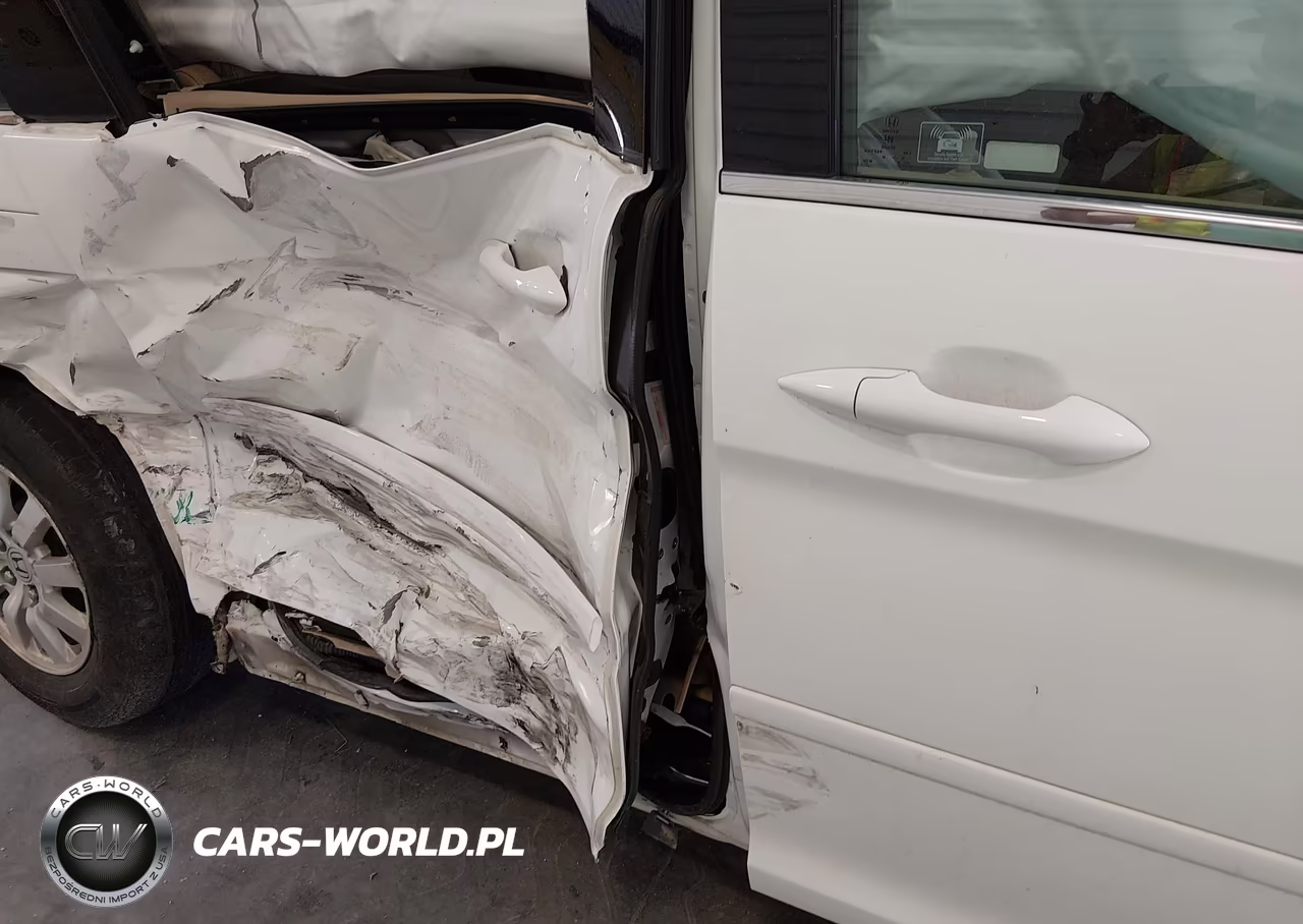2010 Honda Odyssey Ex-L VIN:5FNRL3H63AB103537 - 19
