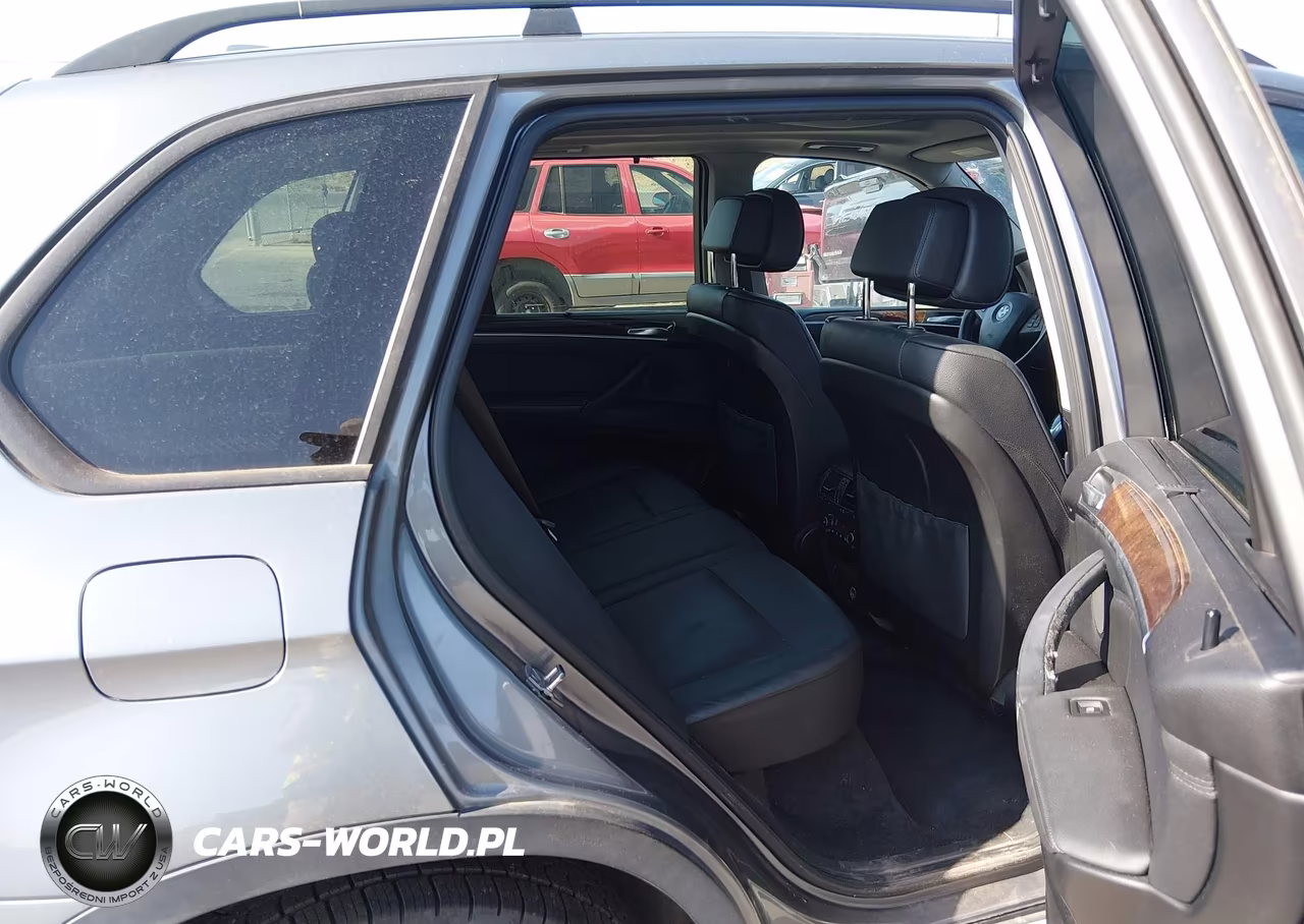 2010 BMW X5 xDrive30I VIN:5UXFE4C52AL381259 - 8