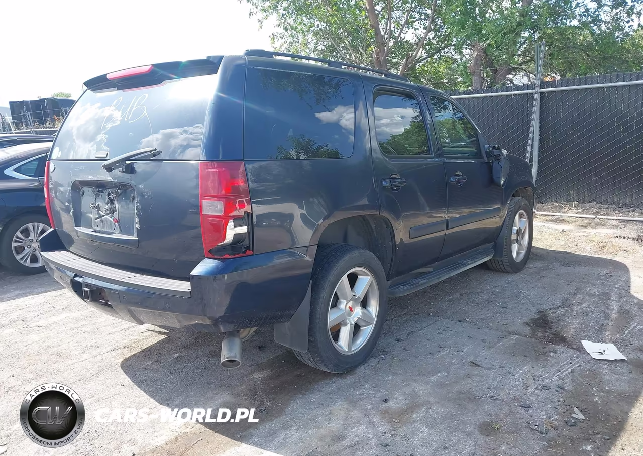 2007 Chevrolet Tahoe Lt VIN:1GNFK13017J338055 - 4