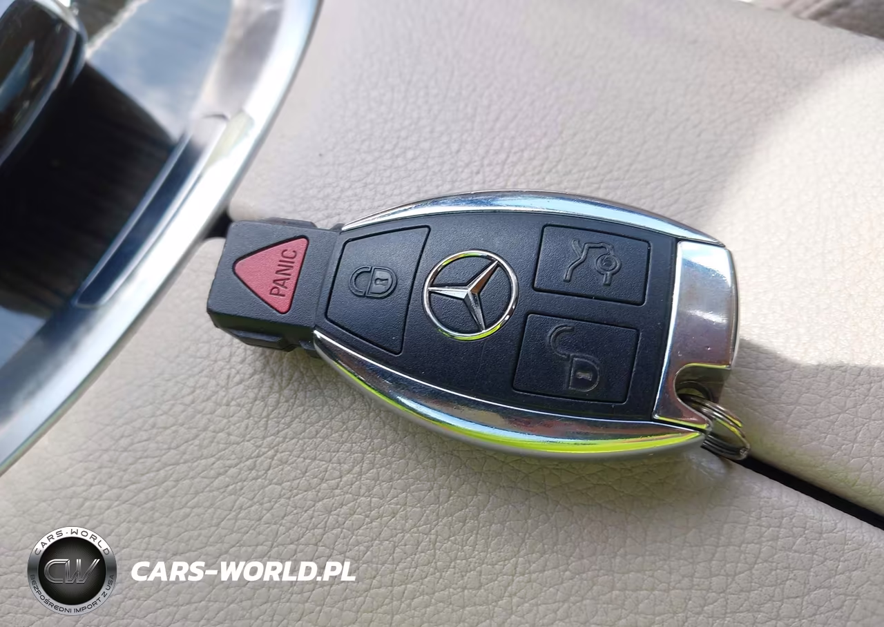 2015 Mercedes-Benz C 300 4Matic VIN:55SWF4KBXFU008694 - 11