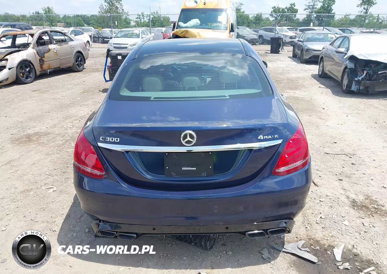 2015 Mercedes-Benz C 300 4Matic VIN:55SWF4KBXFU008694 - 16