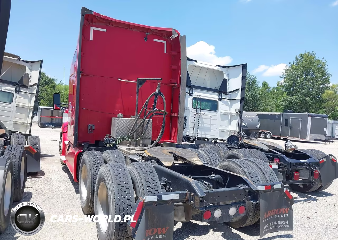 2019 Kenworth T680 VIN:1XKYDP9X5KJ224401 - 3
