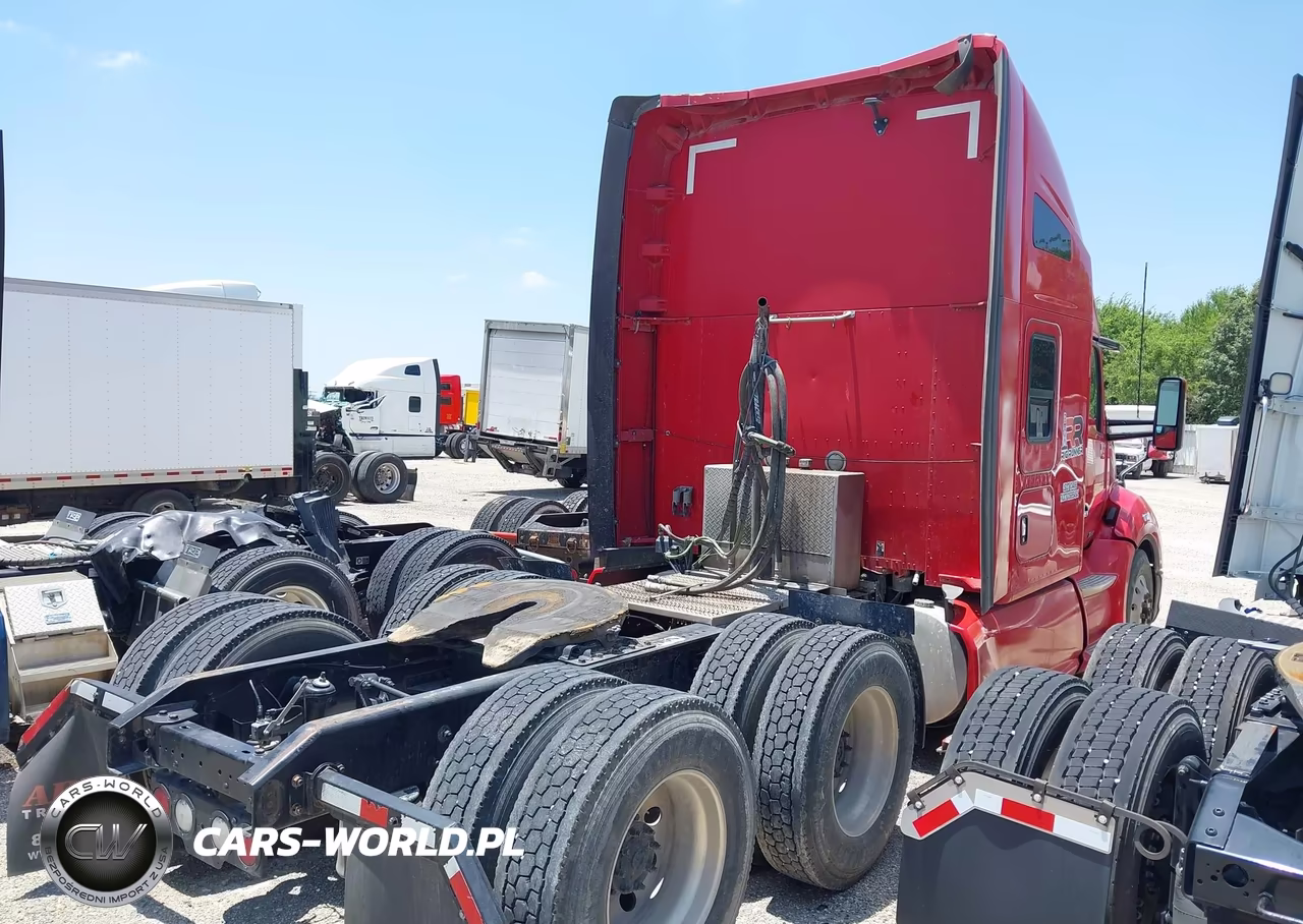 2019 Kenworth T680 VIN:1XKYDP9X5KJ224401 - 4