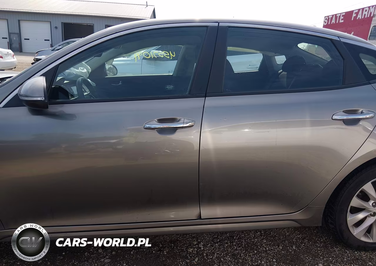 2017 Kia Optima Lx VIN:5XXGT4L32HG155551 - 14