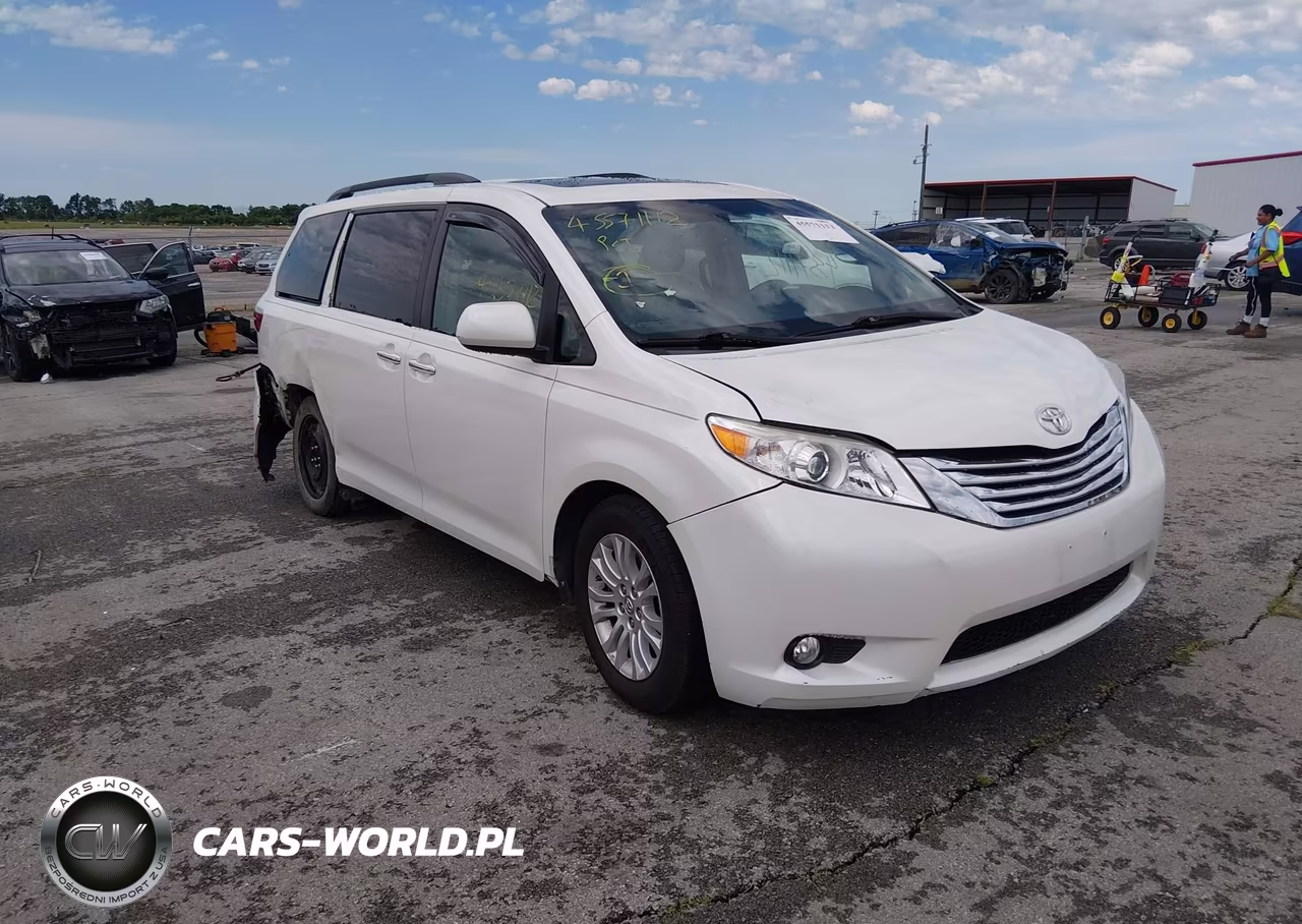 2017 Toyota Sienna Xle Premium 8 Passenger