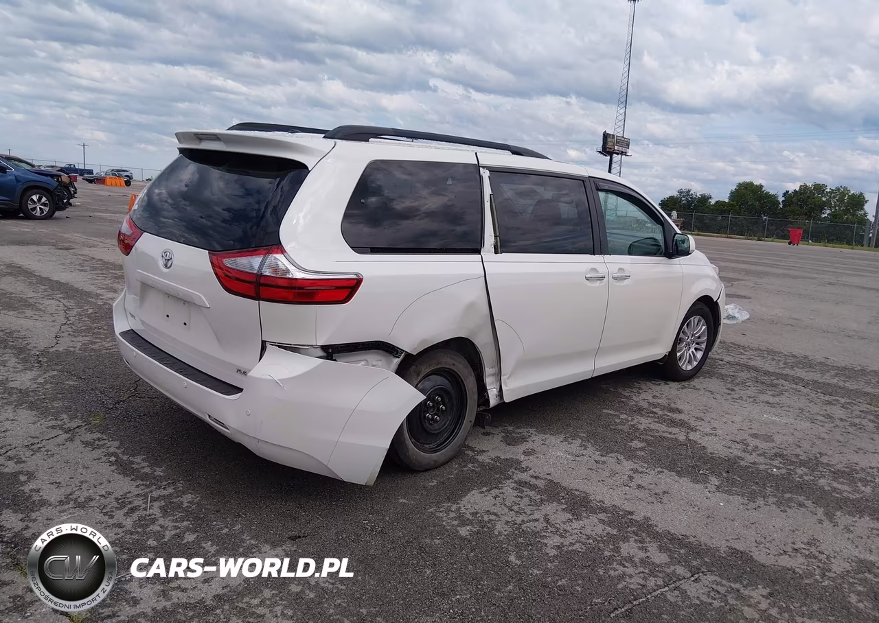 2017 Toyota Sienna Xle Premium 8 Passenger VIN:5TDYZ3DC6HS847872 - 4