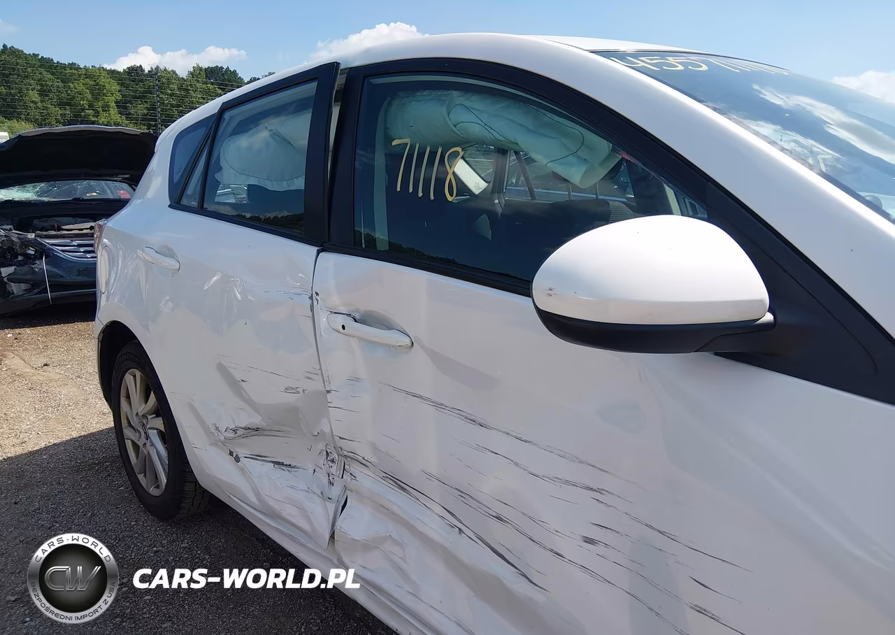 2013 Mazda Mazda3 I Touring VIN:JM1BL1L78D1818249 - 6