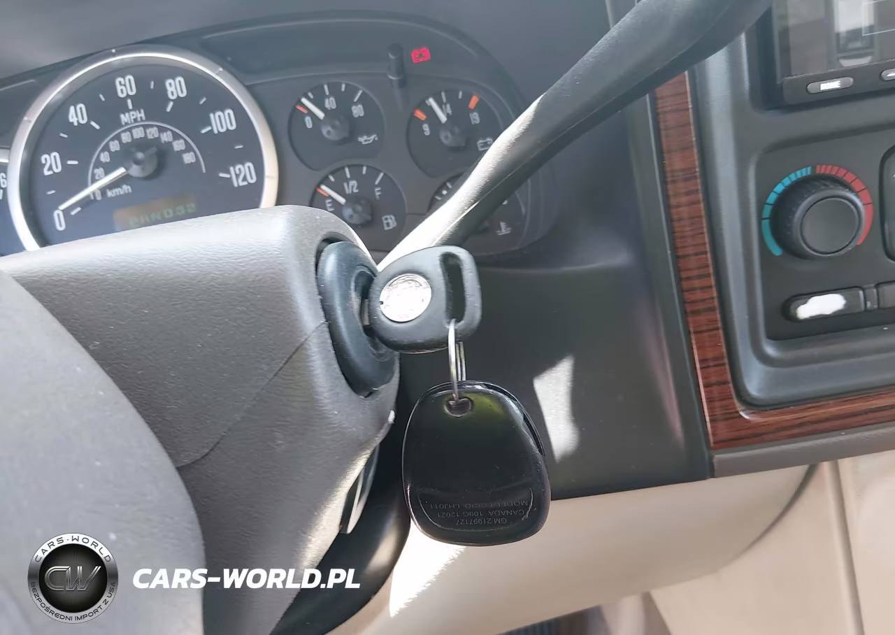 2004 Cadillac Escalade Standard VIN:1GYEC63T64R207560 - 11