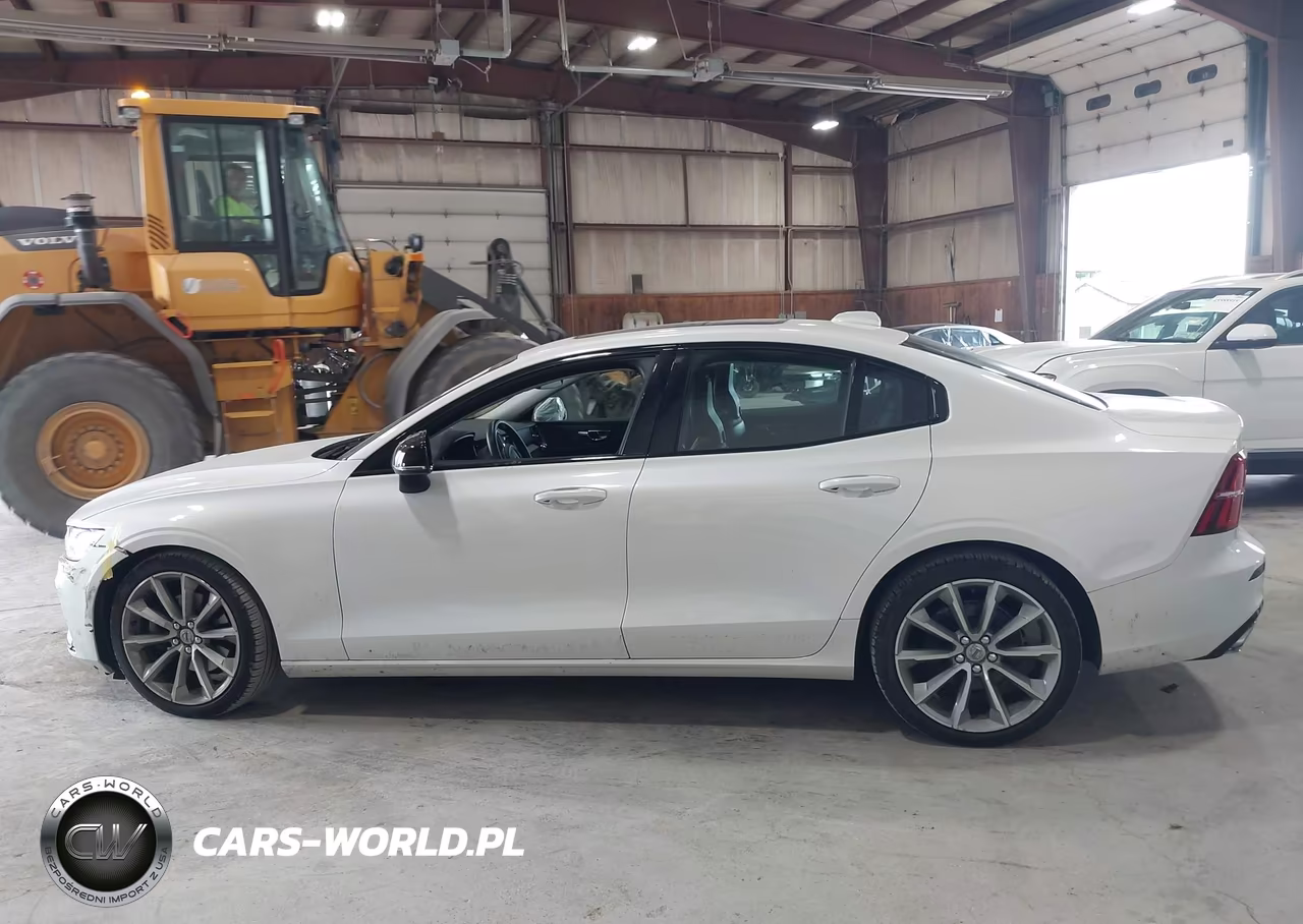 2021 Volvo S60 T5 Momentum VIN:7JR102TZXMG119344 - 14