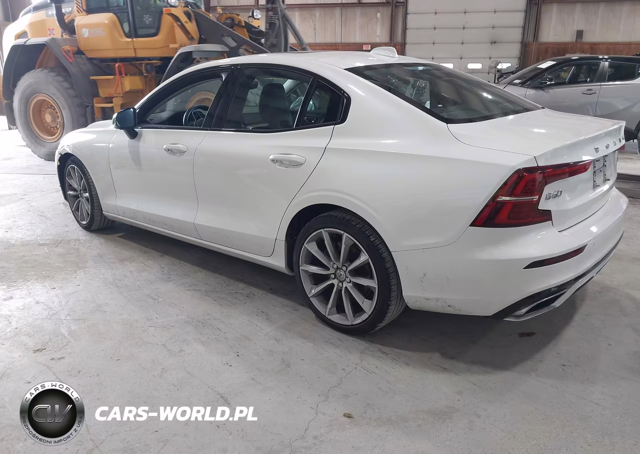 2021 Volvo S60 T5 Momentum VIN:7JR102TZXMG119344 - 3