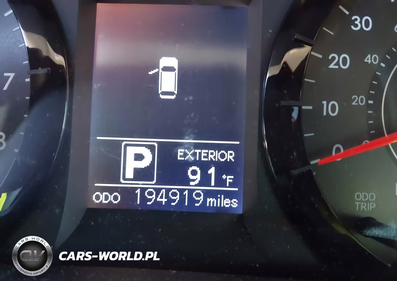 2017 Toyota Sienna L 7 Passenger VIN:5TDZZ3DC9HS876027 - 16