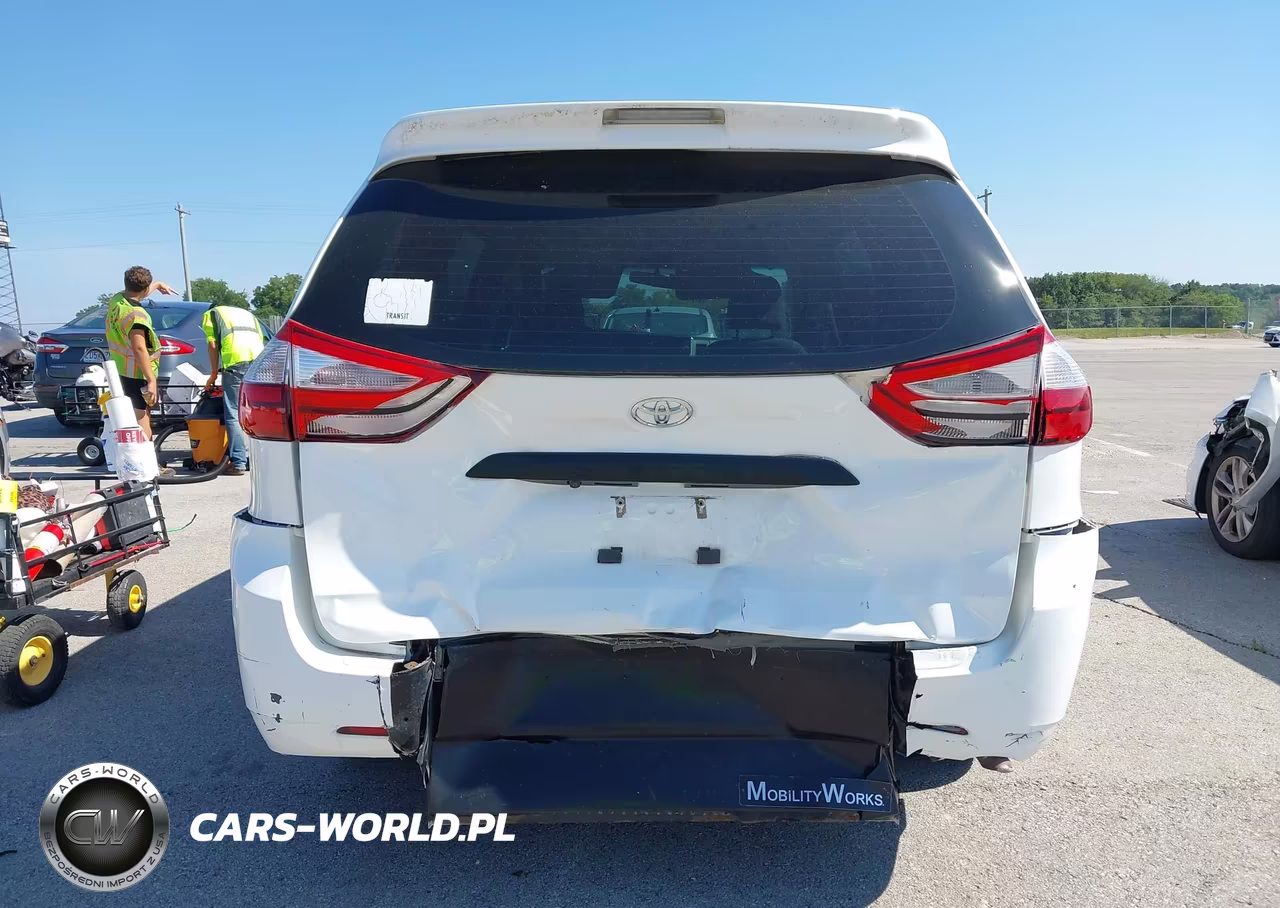 2017 Toyota Sienna L 7 Passenger VIN:5TDZZ3DC9HS876027 - 17