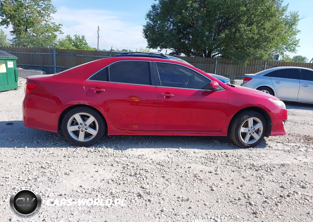 2014 Toyota Camry Se VIN:4T1BF1FK2EU842372 - 13