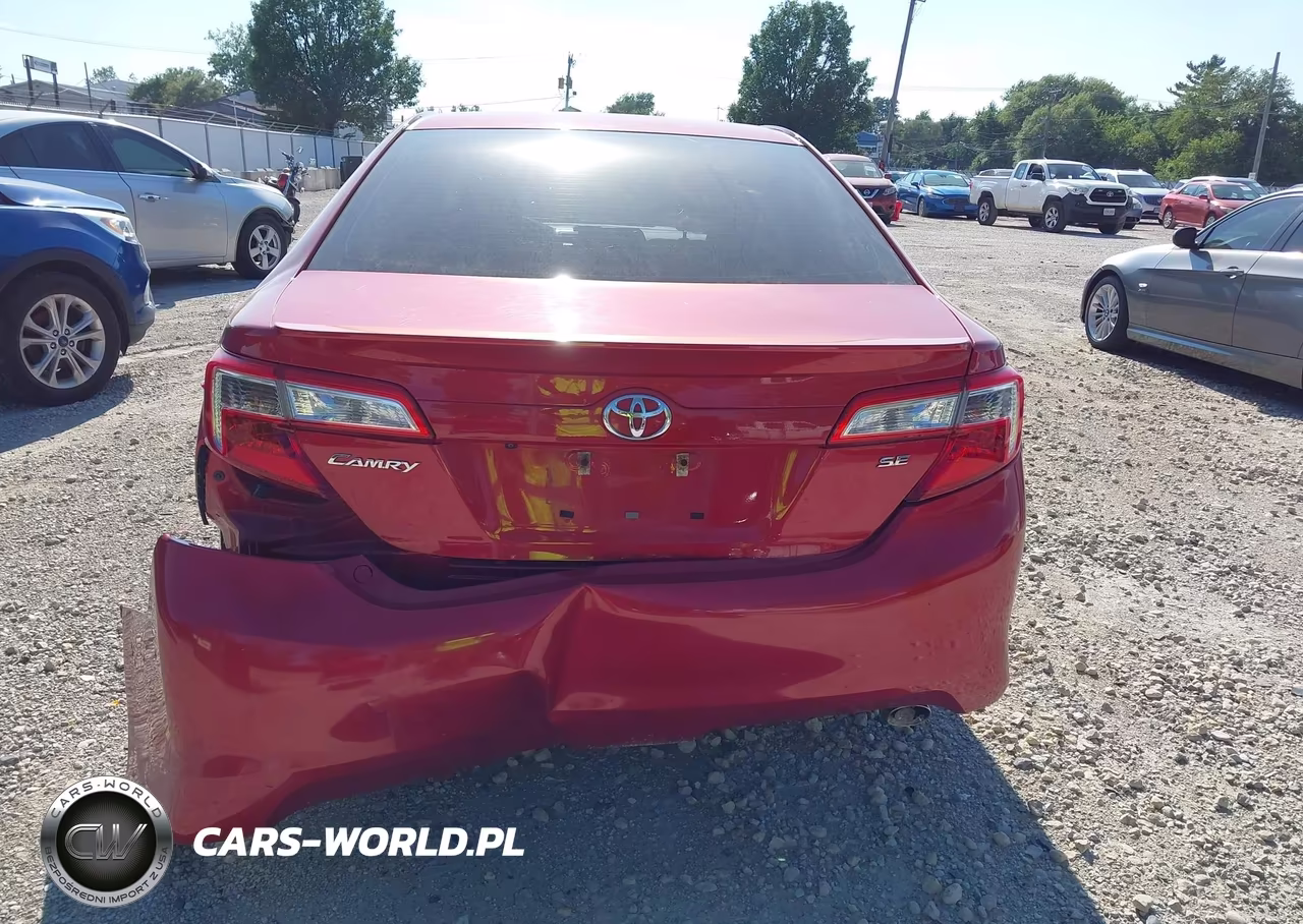 2014 Toyota Camry Se VIN:4T1BF1FK2EU842372 - 16