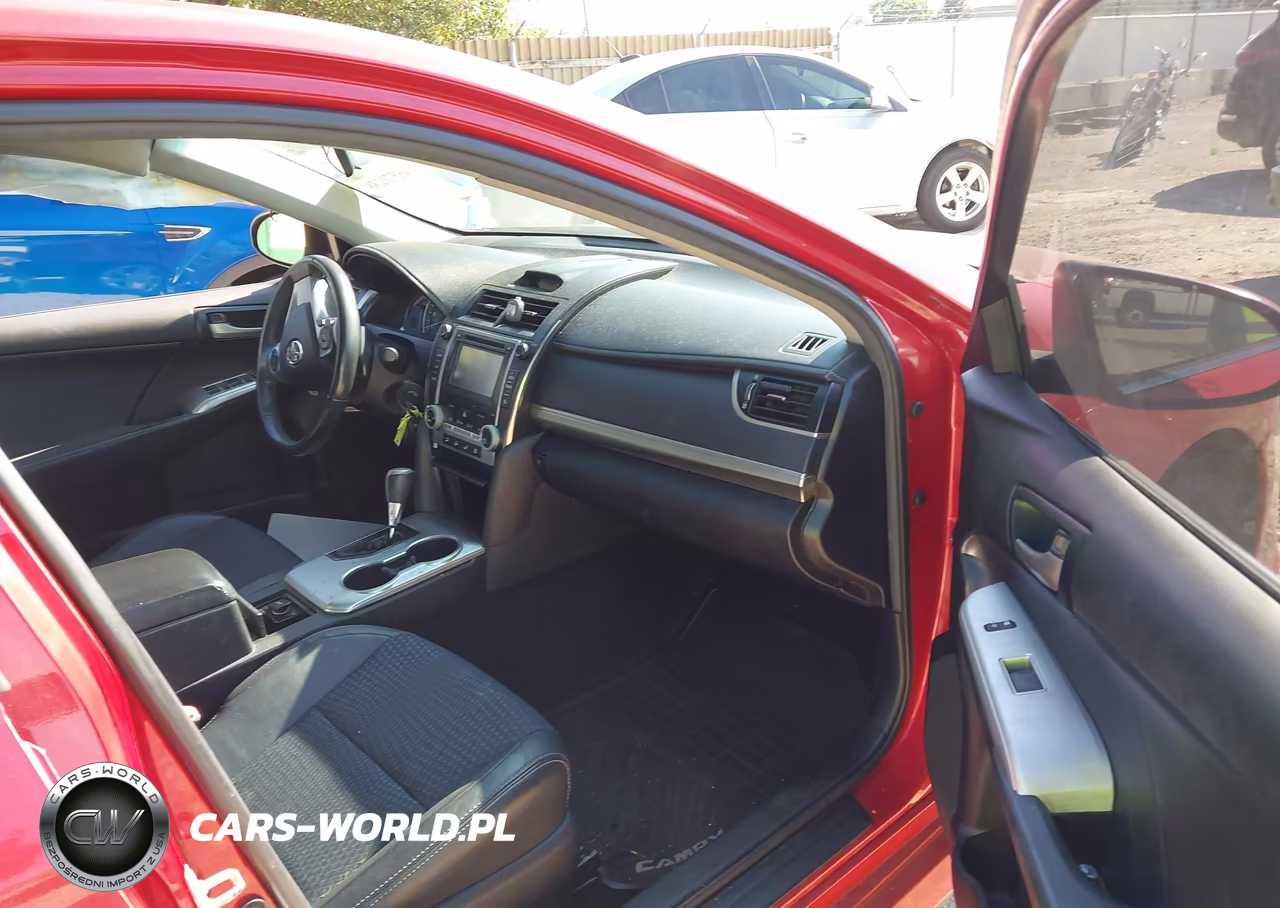 2014 Toyota Camry Se VIN:4T1BF1FK2EU842372 - 5