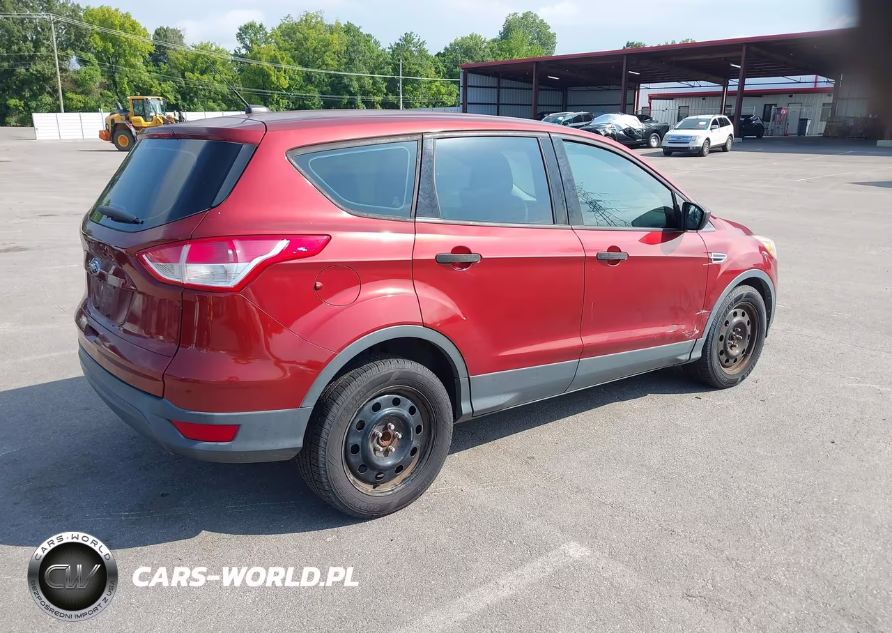 2015 Ford Escape S VIN:1FMCU0F74FUB56092 - 4