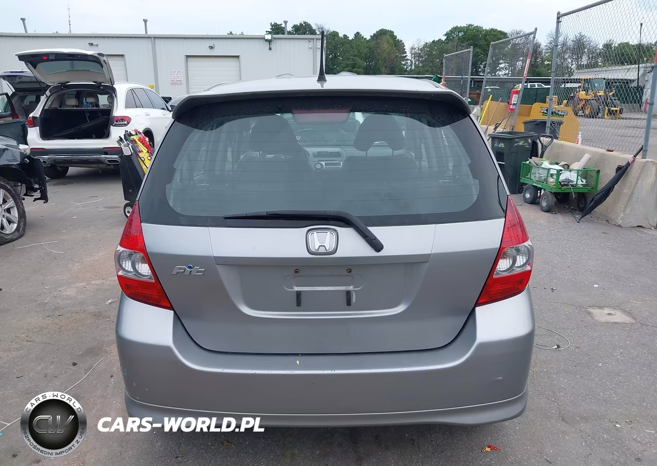 2007 Honda Fit Sport VIN:JHMGD38687S042507 - 16