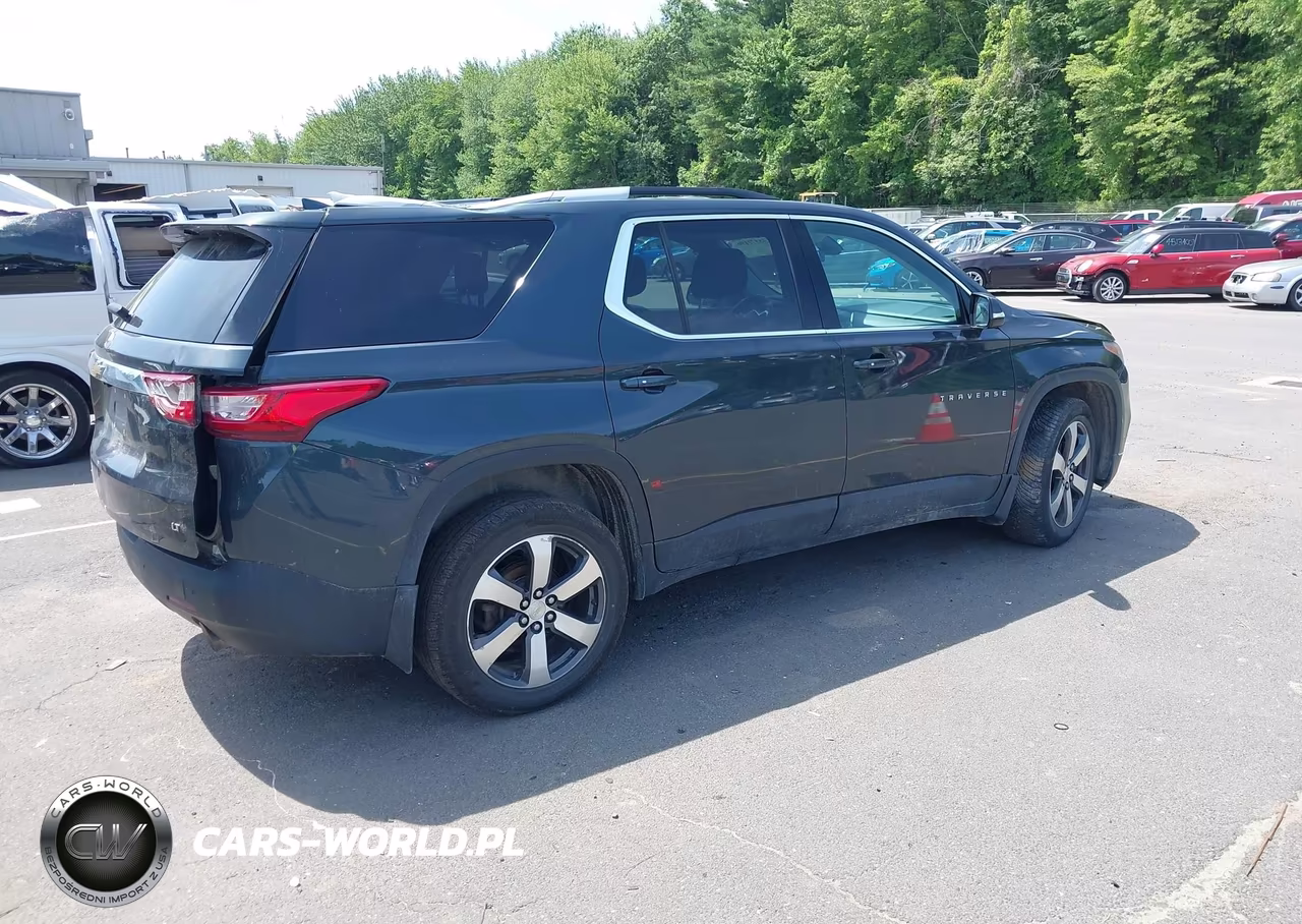 2018 Chevrolet Traverse Lt Leather VIN:1GNEVHKW4JJ275364 - 4
