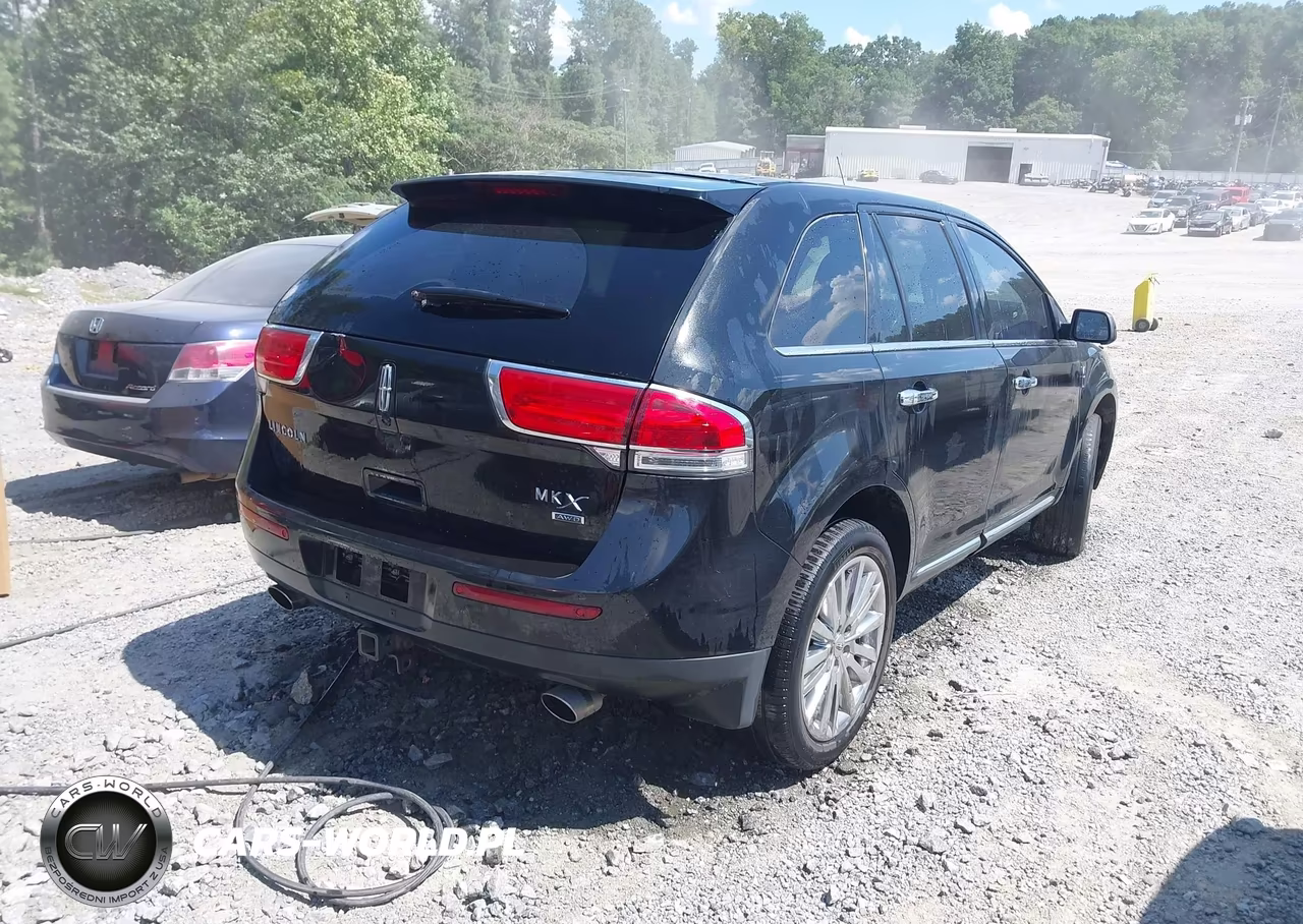 2011 Lincoln Mkx VIN:2LMDJ8JK7BBJ21882 - 4
