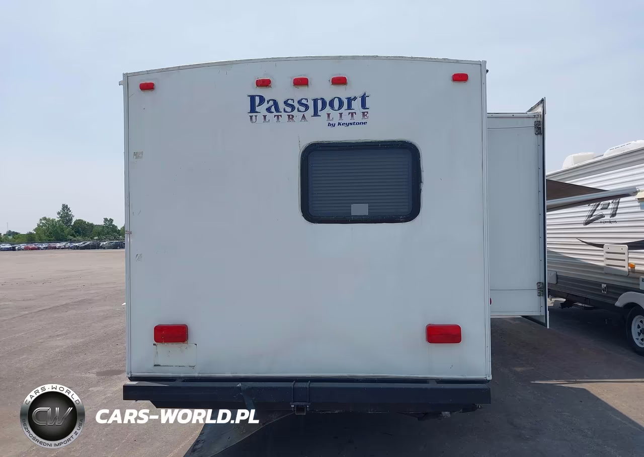 2010 Keystone Ultra Lt VIN:4YDT30026AM410301 - 13