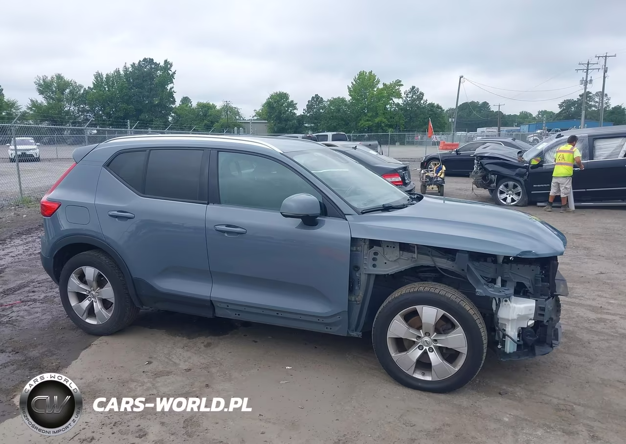 2020 Volvo Xc40 T5 Momentum VIN:YV4162UK6L2331732 - 14