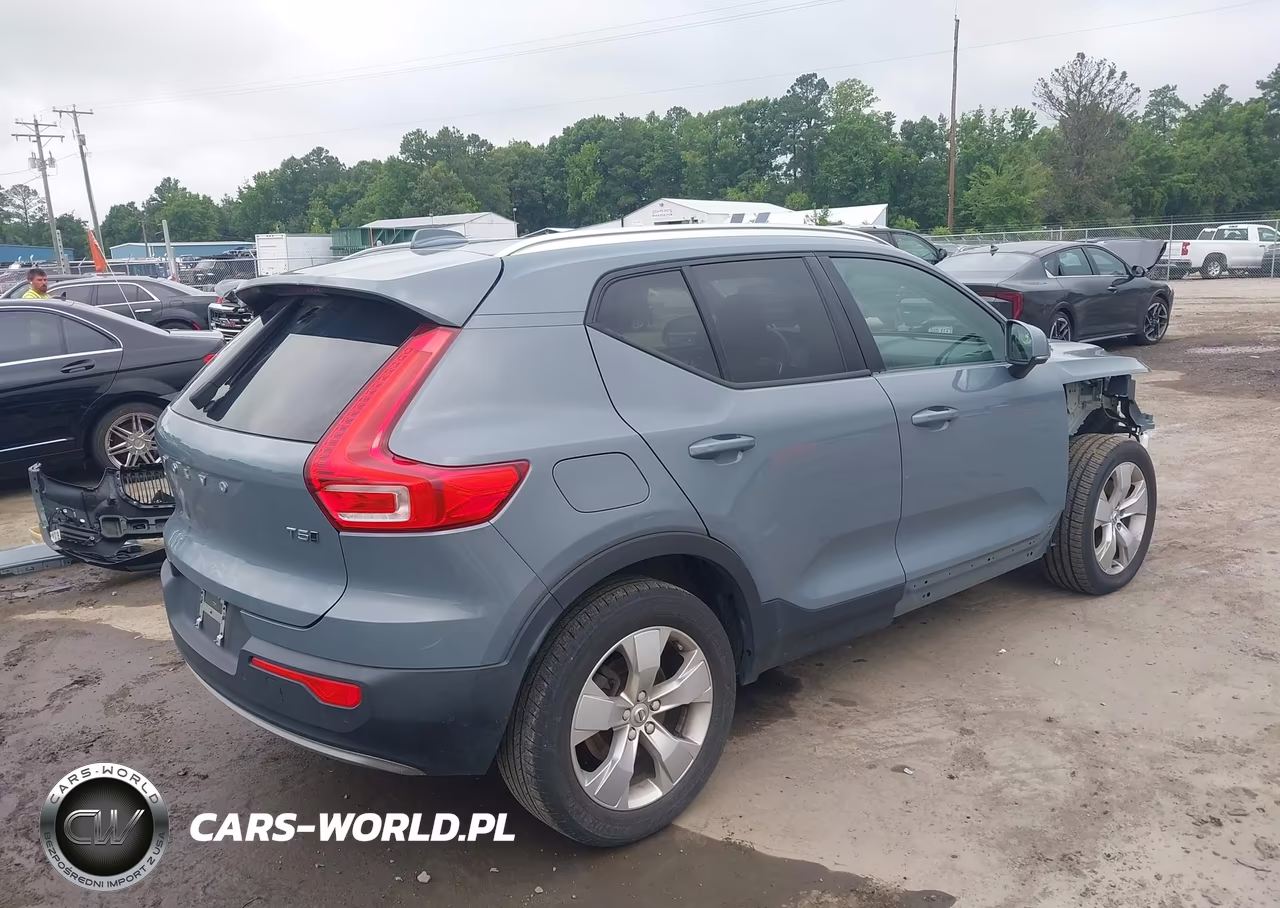 2020 Volvo Xc40 T5 Momentum VIN:YV4162UK6L2331732 - 4
