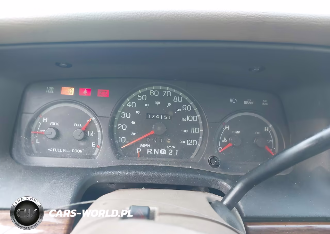 2004 Ford Crown Victoria Lx VIN:2FAFP74W94X182212 - 7