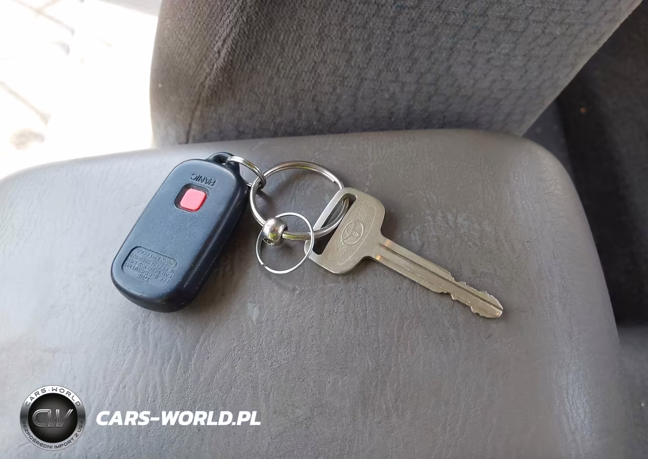 2004 Toyota Corolla Le VIN:1NXBR32EX4Z267262 - 11