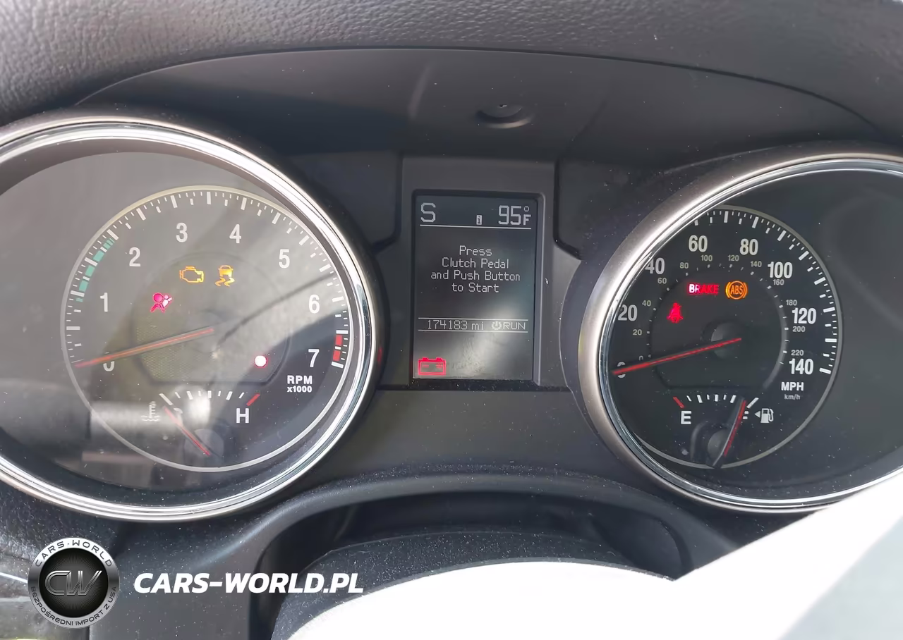 2012 Jeep Grand Cherokee Laredo VIN:1C4RJFAG8CC313383 - 7