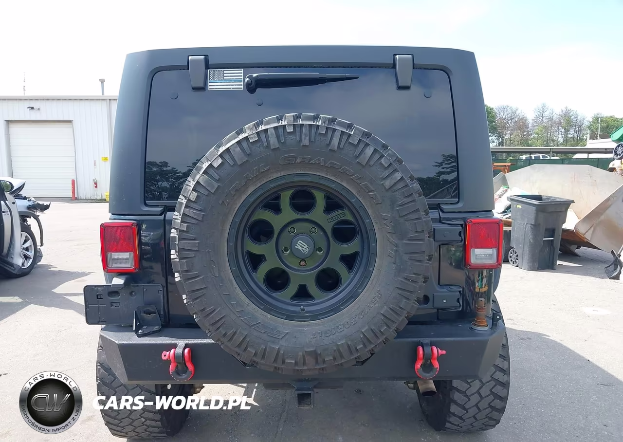 2014 Jeep Wrangler Unlimited Sport VIN:1C4BJWDG5EL281069 - 16