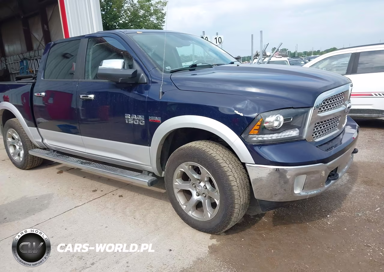 2015 Ram 1500 Laramie VIN:1C6RR7NT6FS533208 - 13
